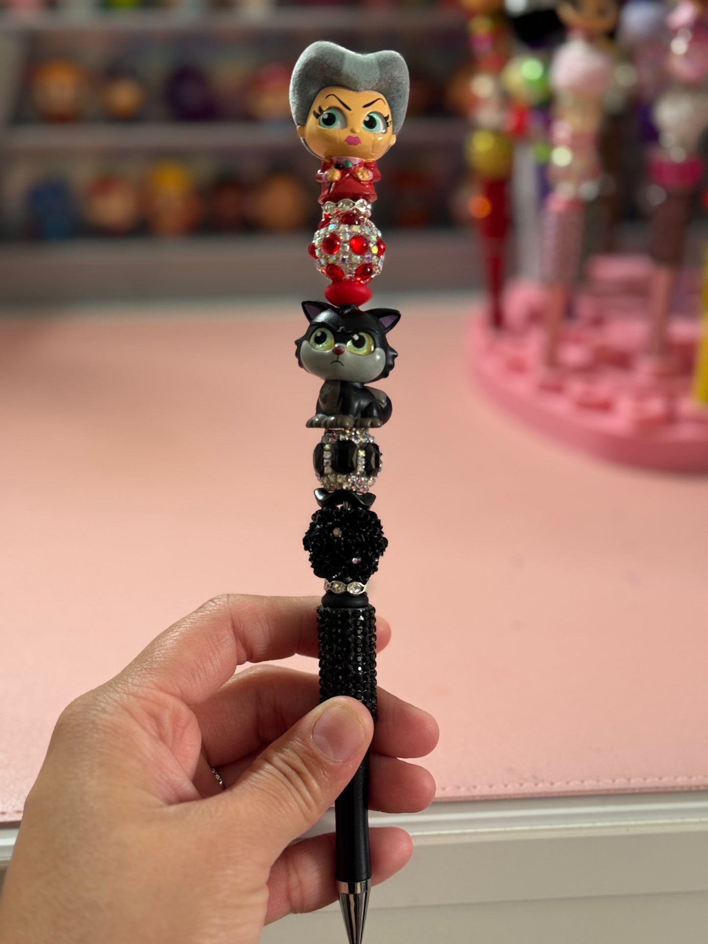 Double Doorable Pen